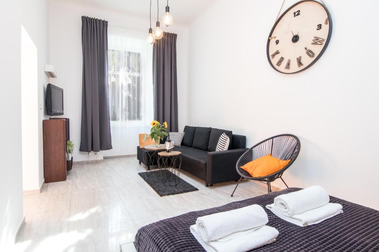 Cracow Best Location Apartment With Garden By Cozyplace Краков Экстерьер фото